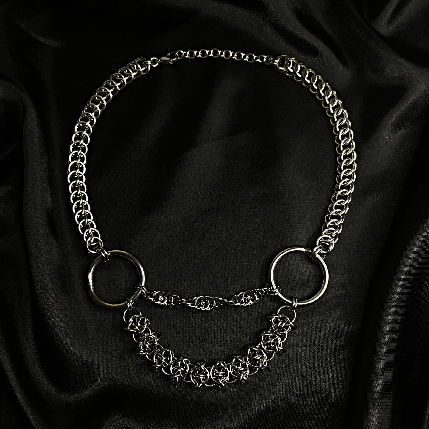 the double barbed wire necklace