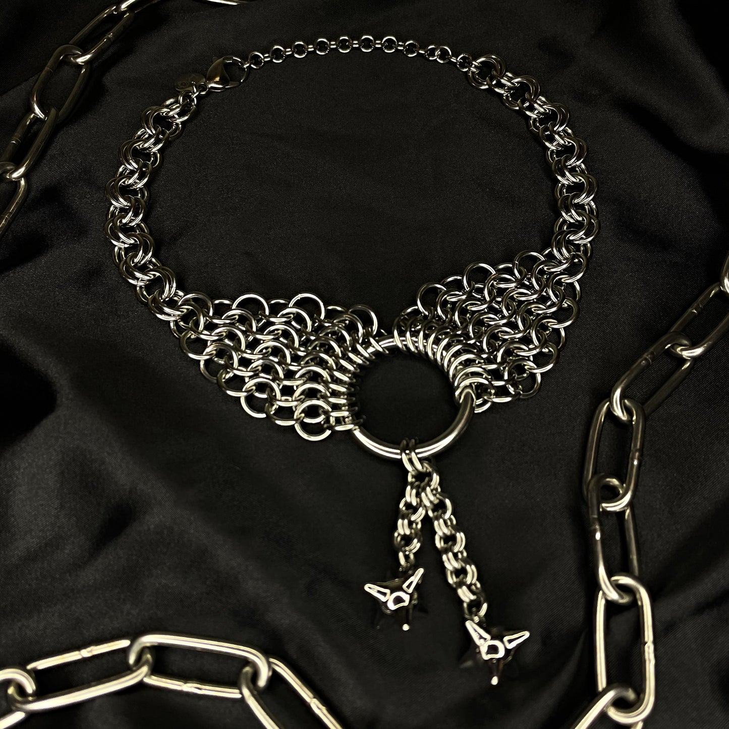 the european flail choker