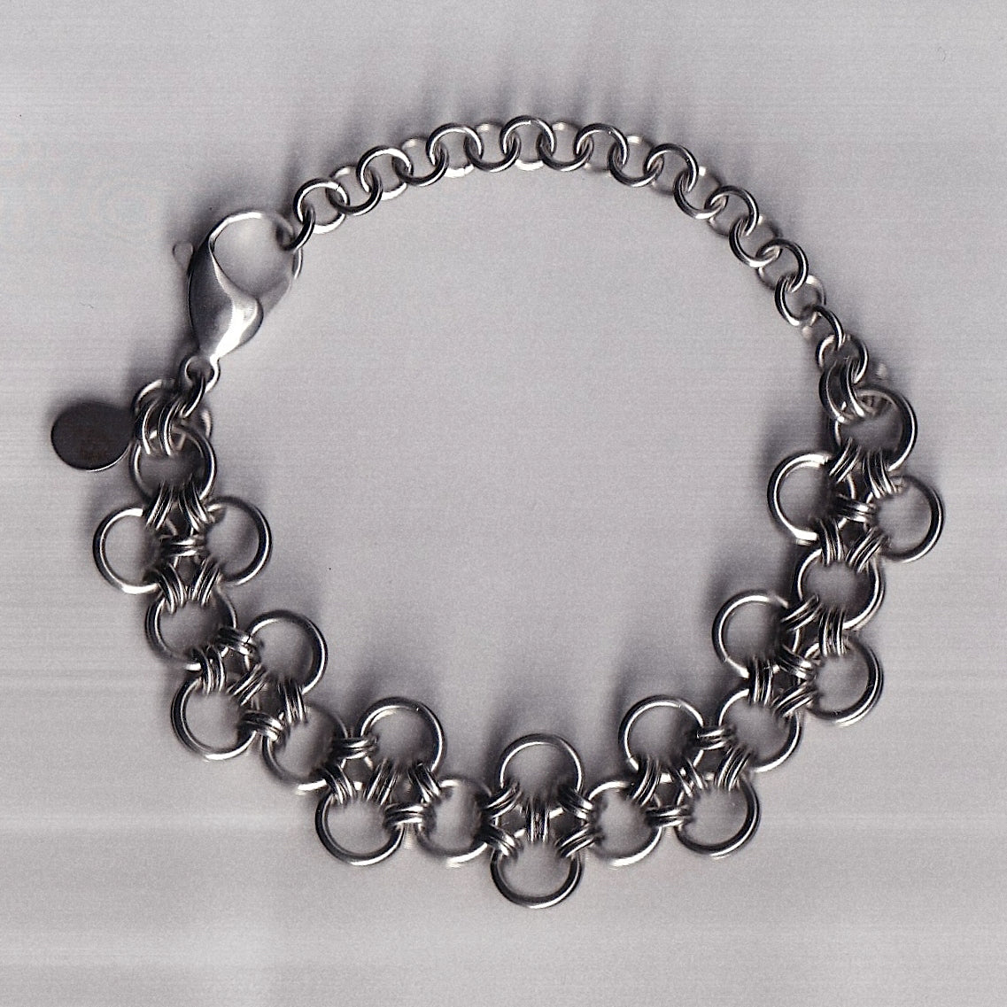 the ribbon bracelet
