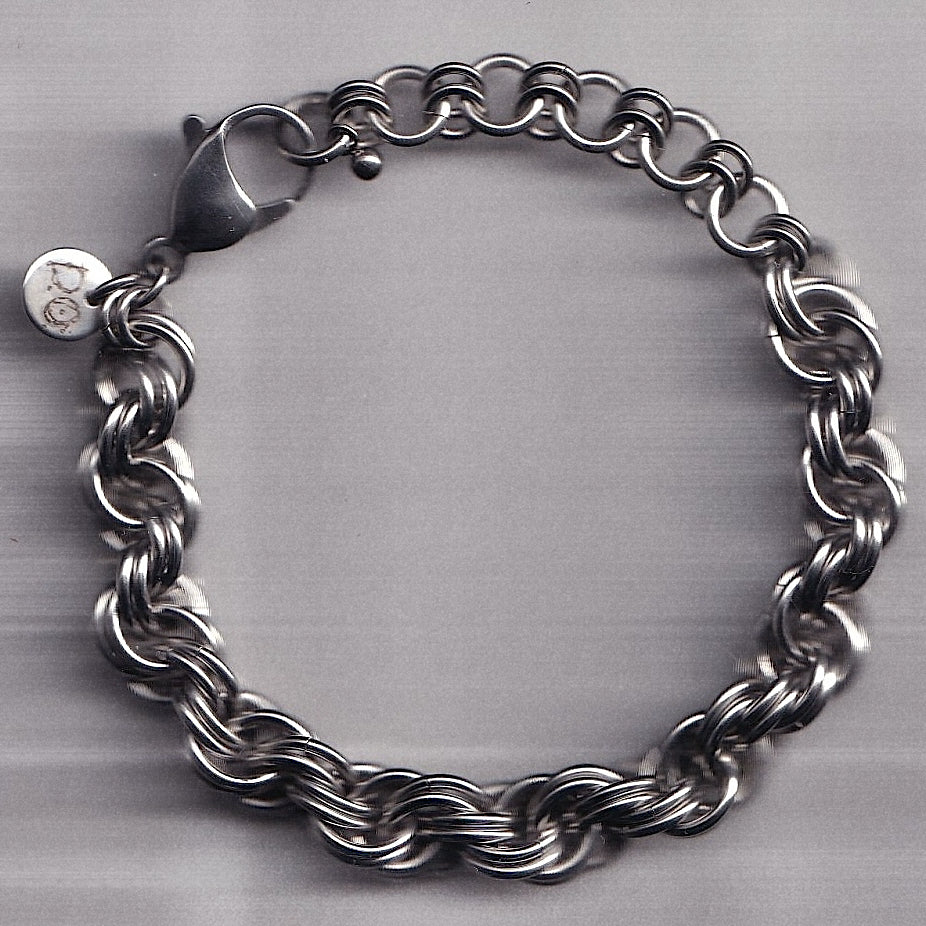 the rope bracelet