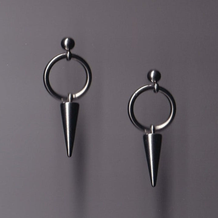 the spike stud earrings