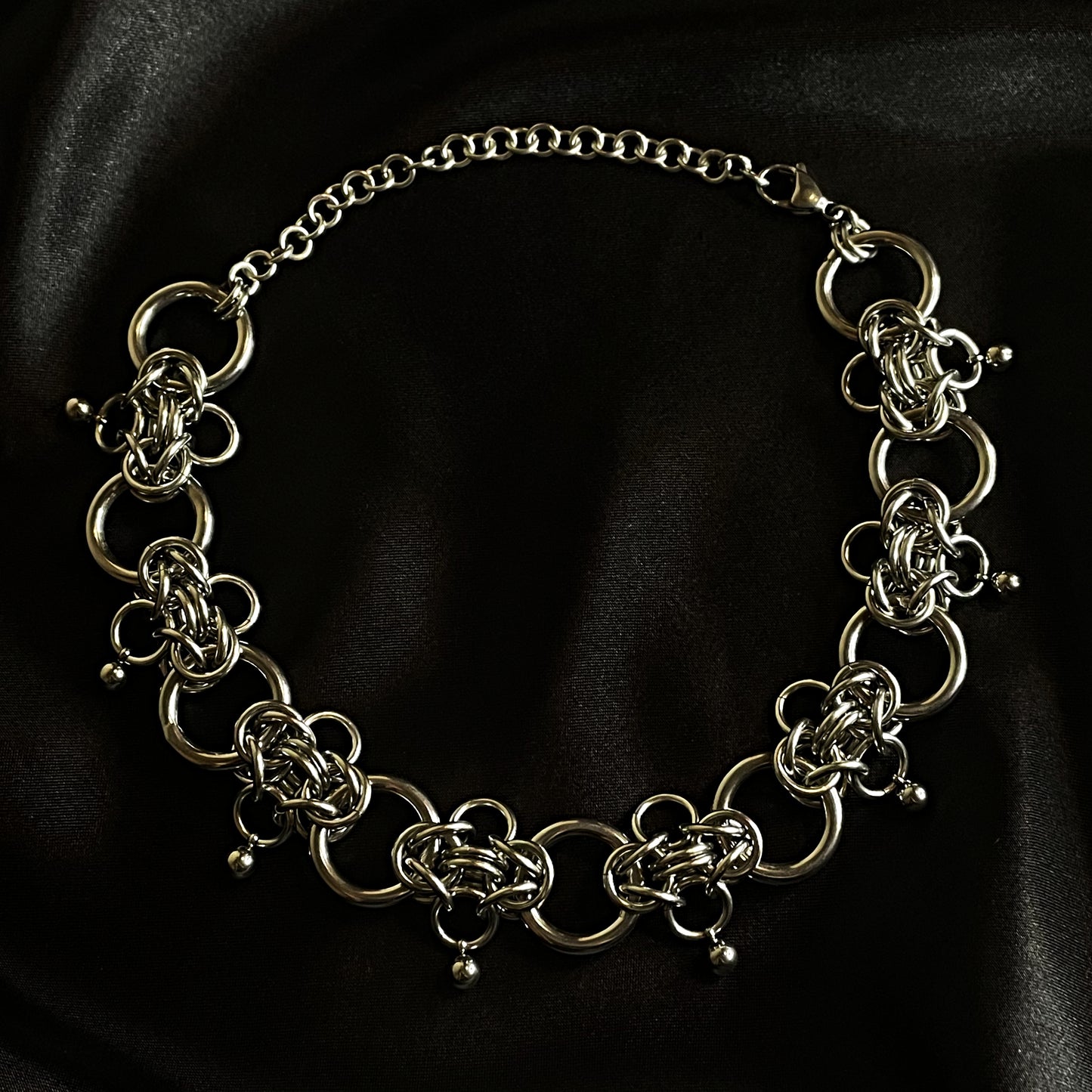 the clover choker