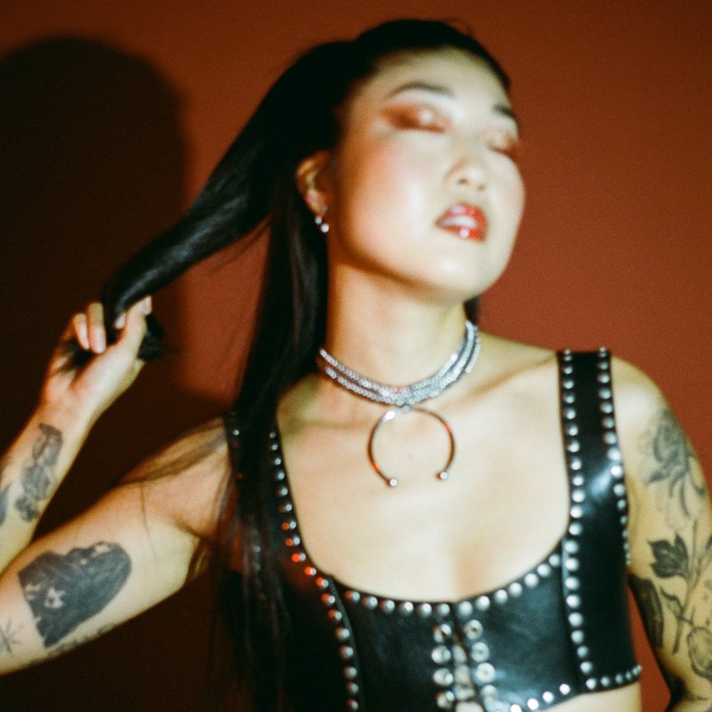 the 6 in 1 septum collar