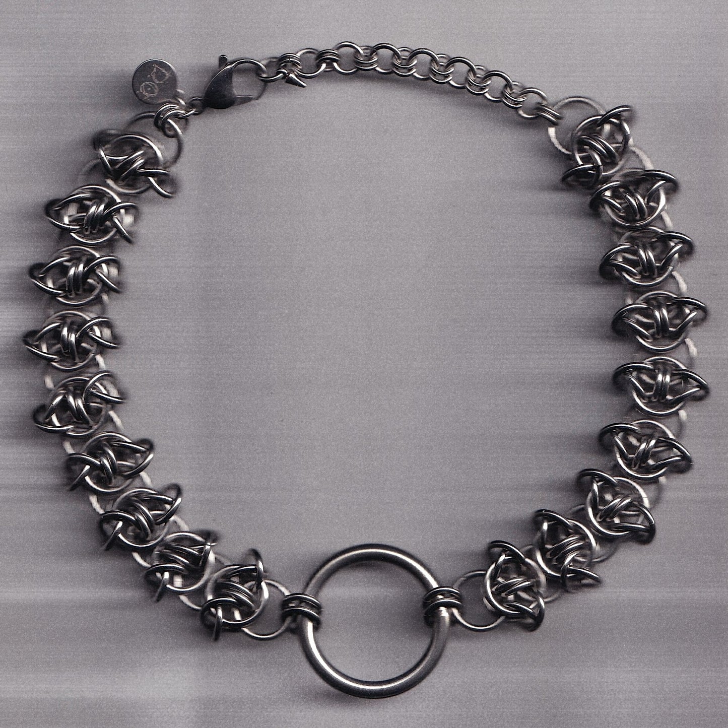 the barbed wire choker