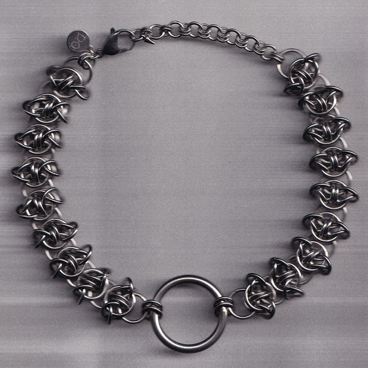 the barbed wire choker