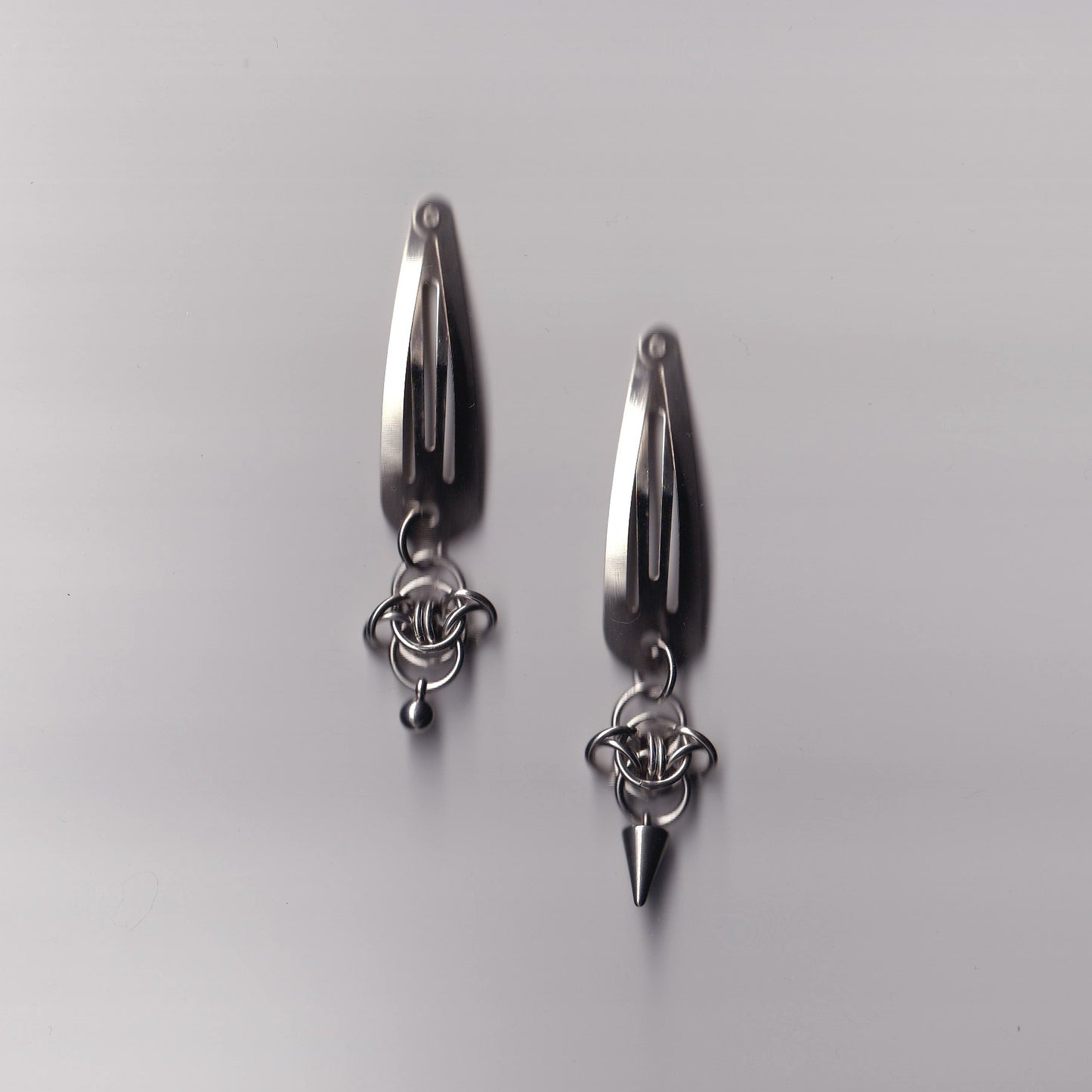 barbed wire clips