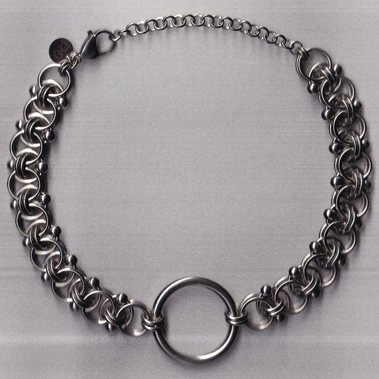 the beaded helm choker