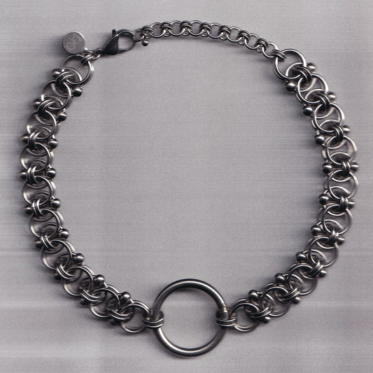 the beaded helm choker