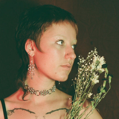 the fleur choker
