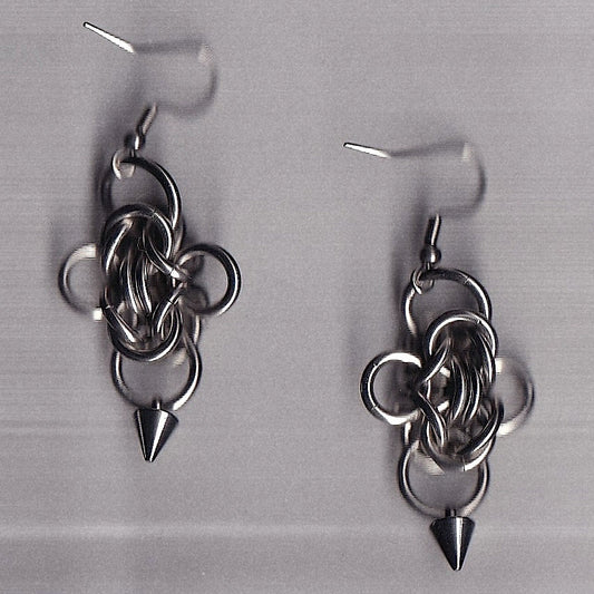 the clover spike earrings