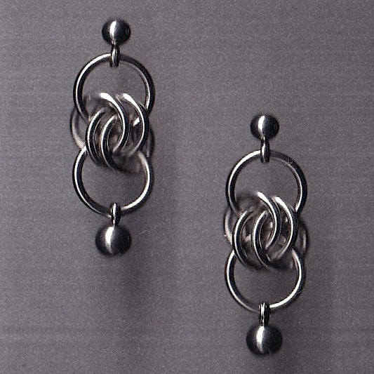 the dewdrop stud earrings