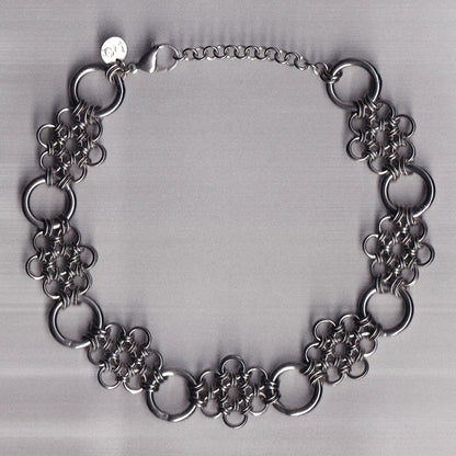 the fleur choker