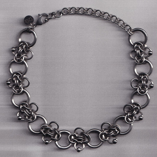 the pierced clover choker