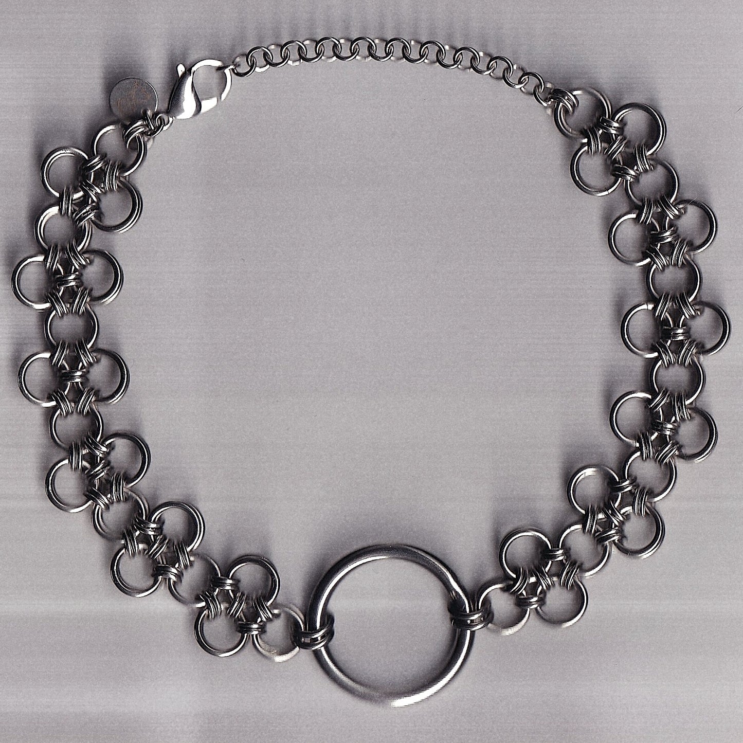 the ribbon choker