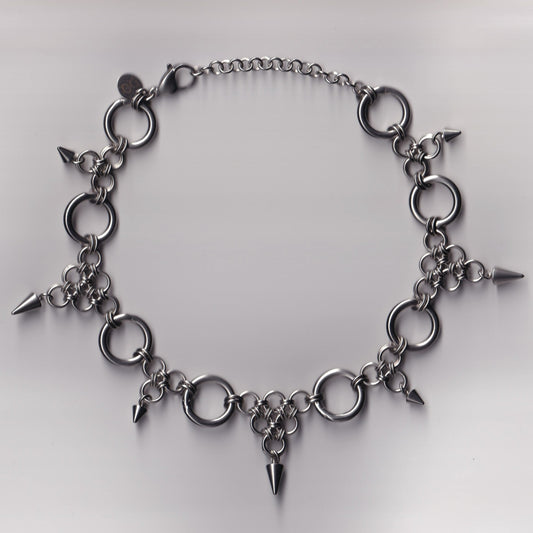 the pierrot spike choker