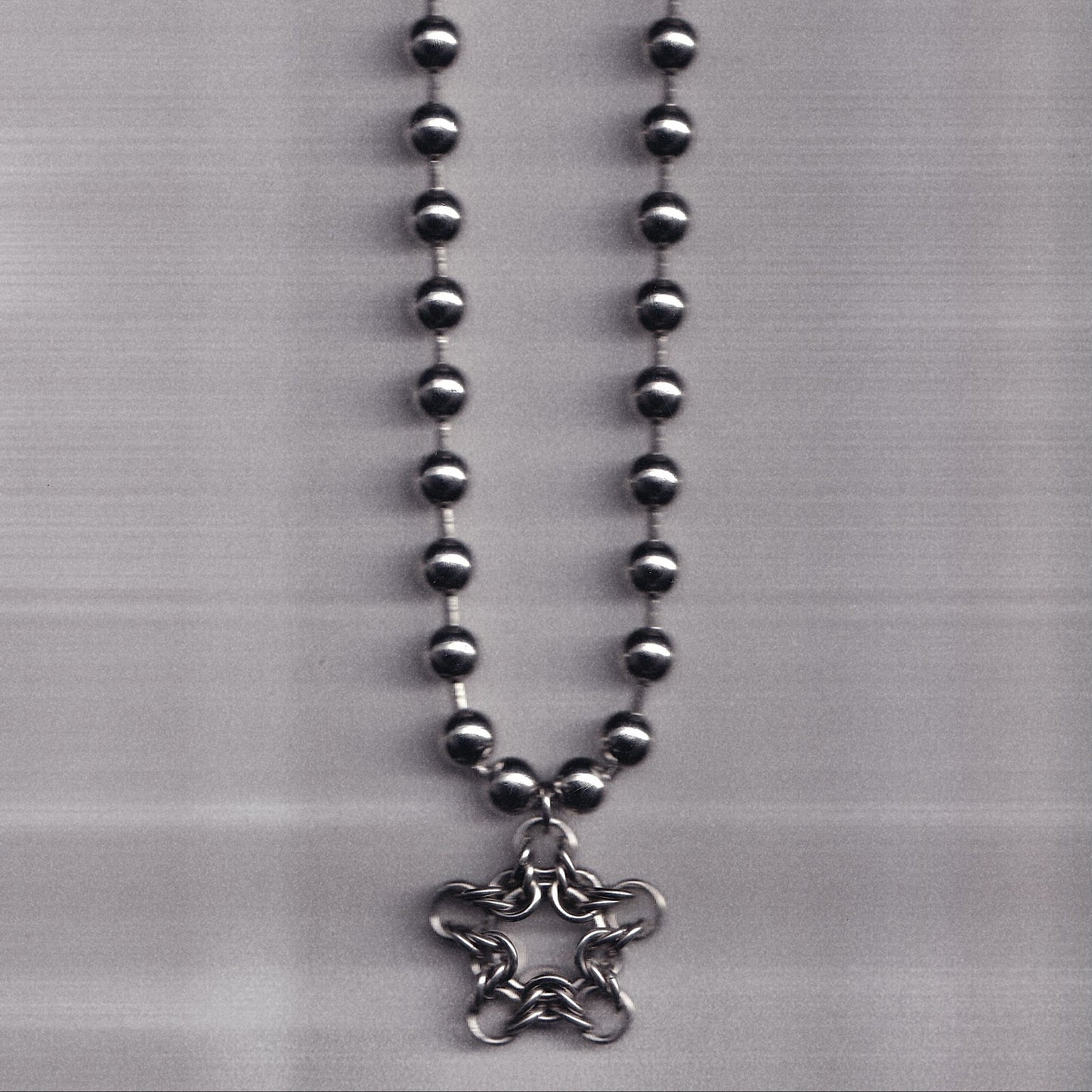 the star pendant ball chain