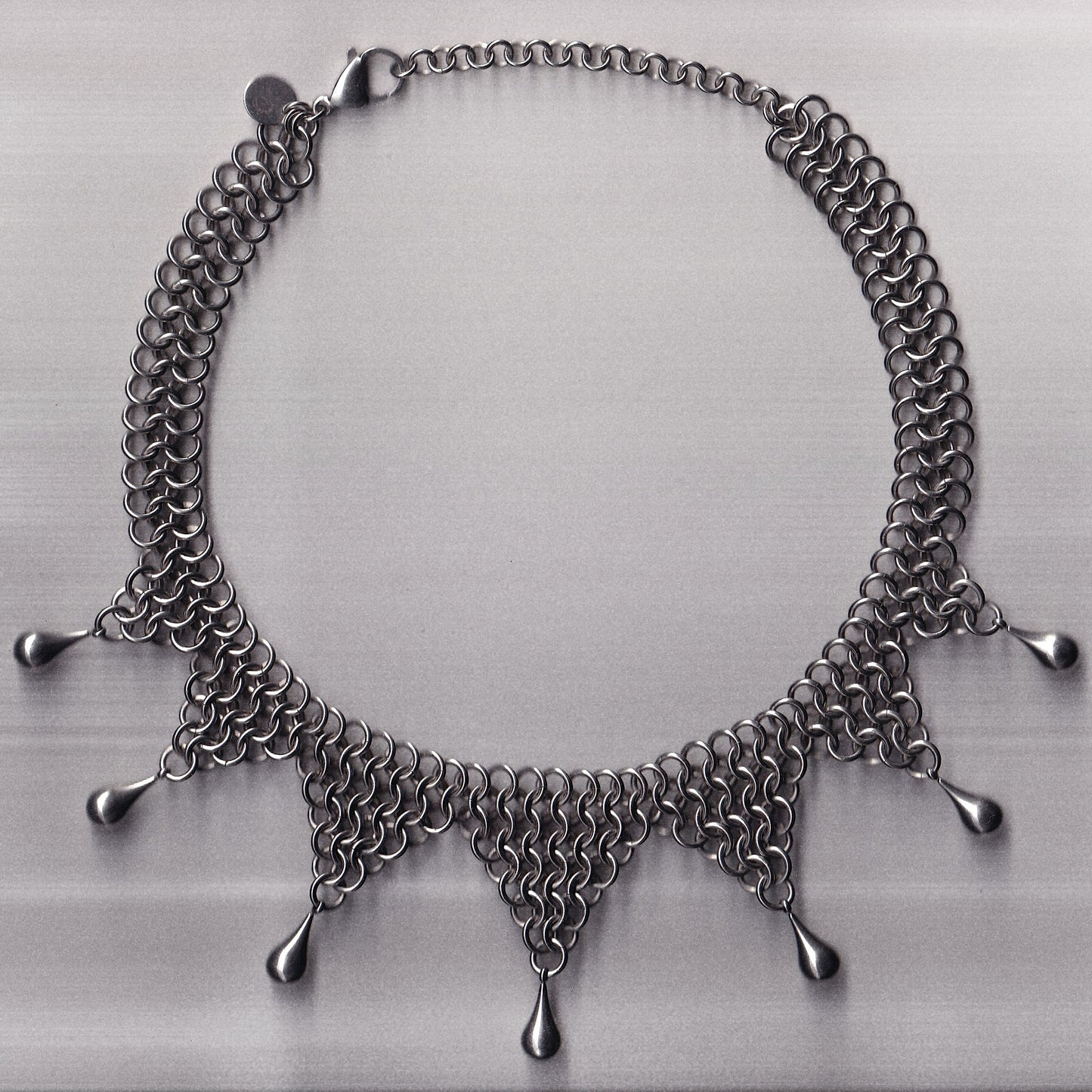 tears of a clown collar