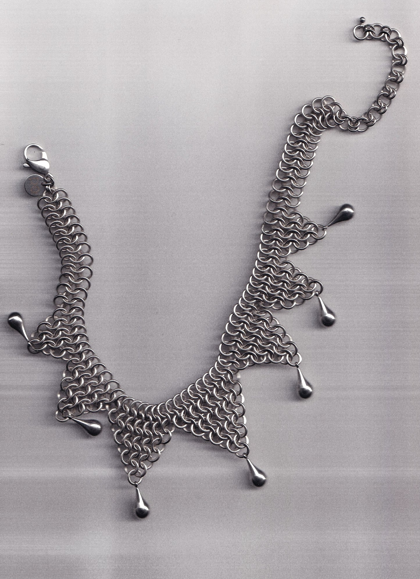 tears of a clown collar