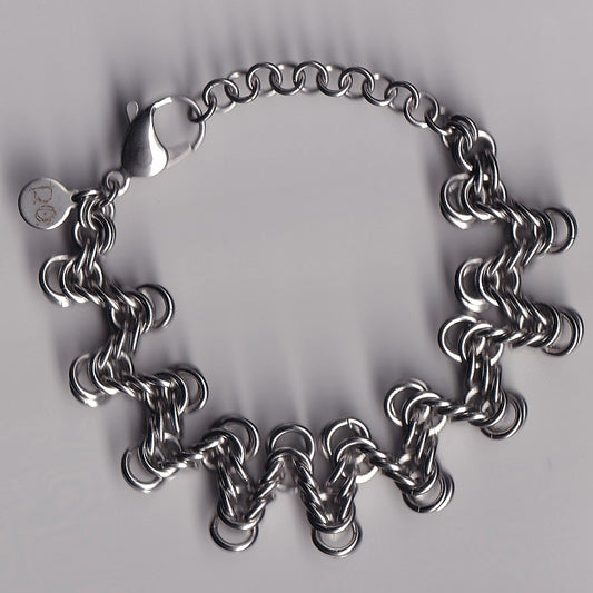 the zig zag bracelet