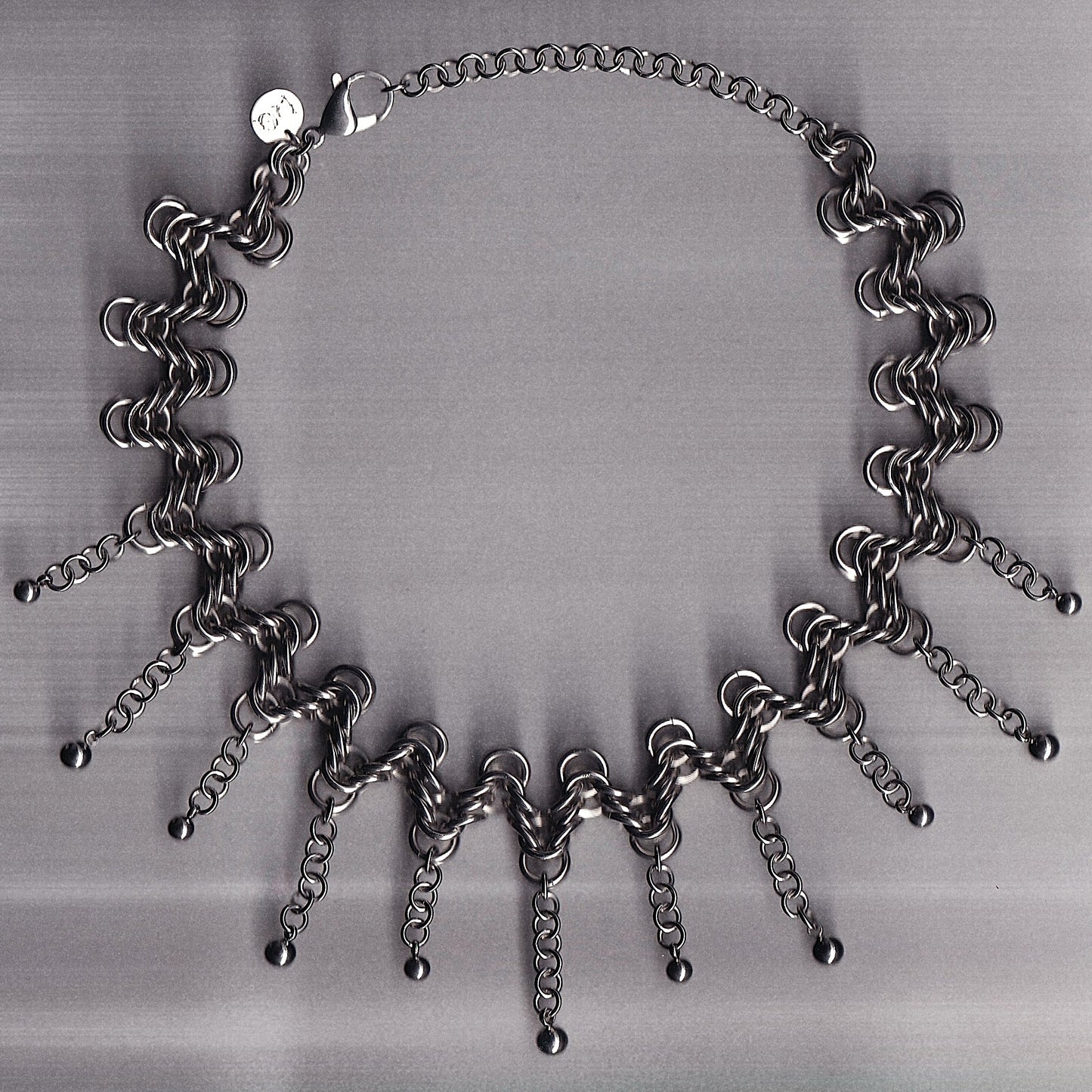the zig zag collar